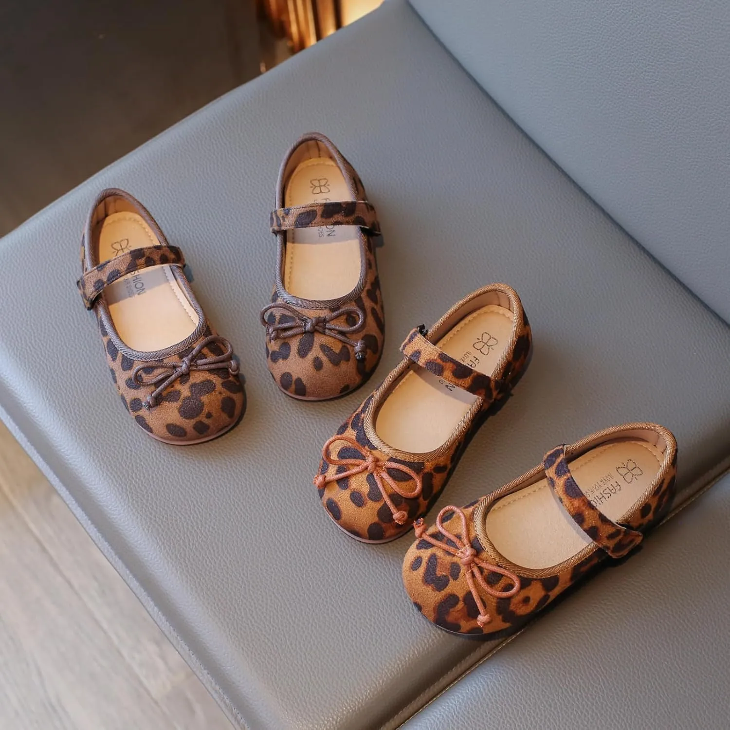 Children's Boat Shoes  Slip-On Loafers with Bow Tie and Leopard Pattern, Comfortable Closed Toe Flats for Fall 2025